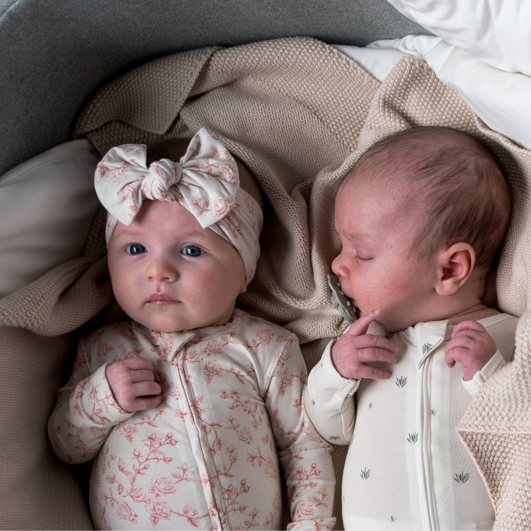 Grass and Vintage Rose