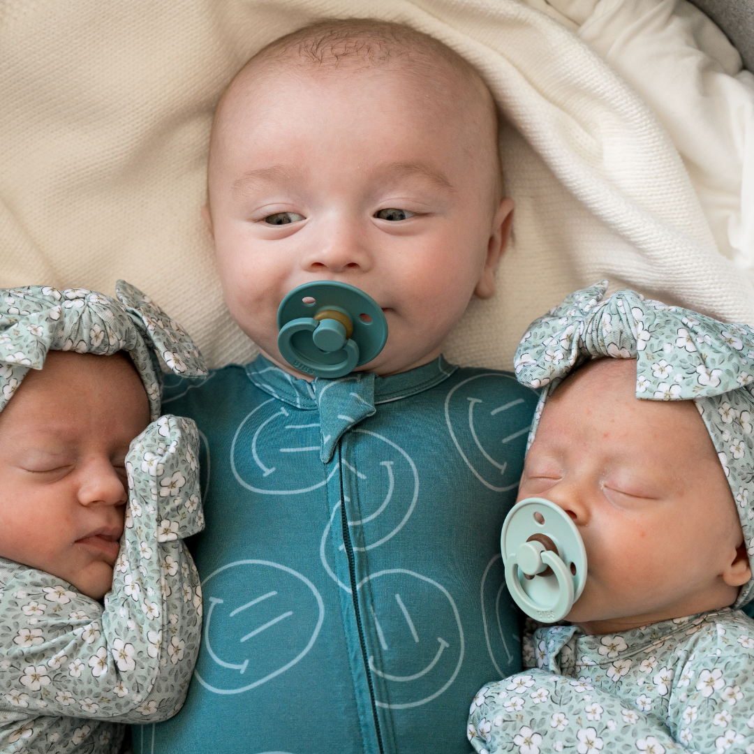 Teal Smiles and Winter Floral