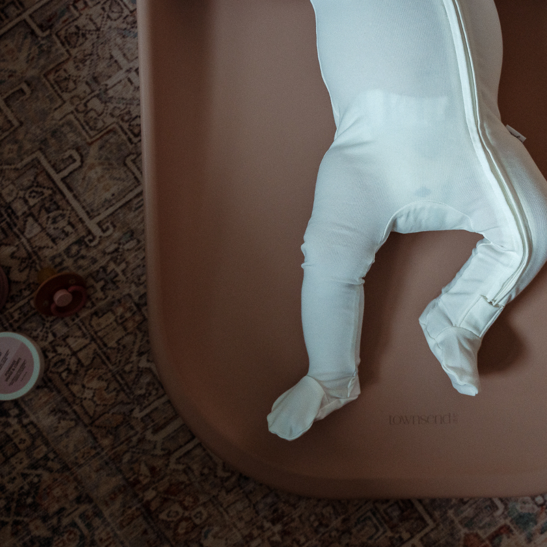 Contoured Foam Changing Pad