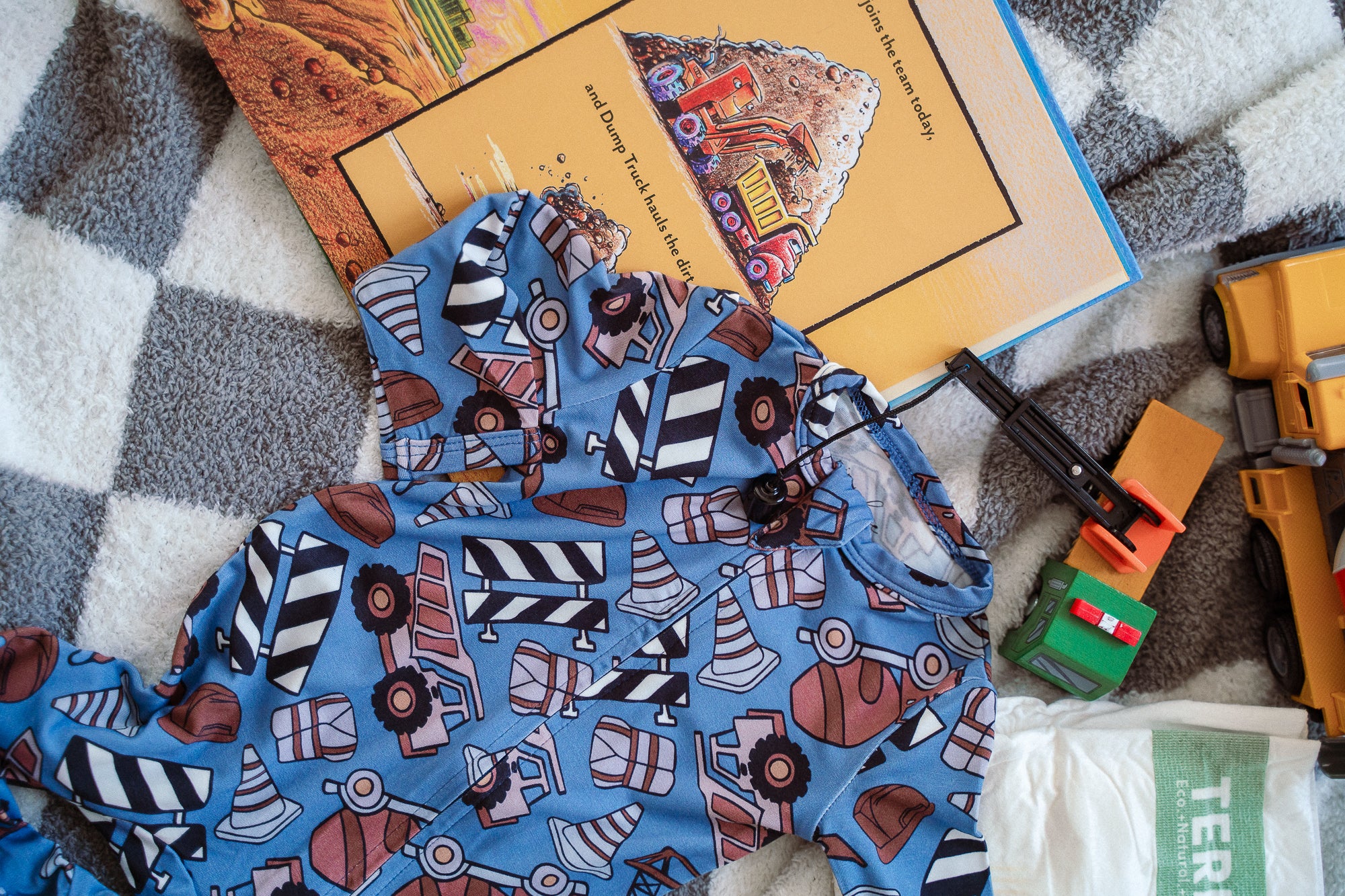 Bamboo Footed Sleepers | LE Prints